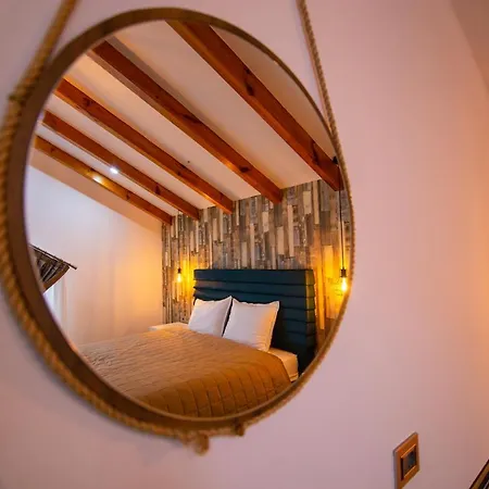 Aleksander 2 Hotel *