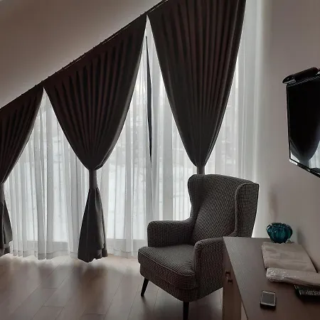 Hotel Aleksander 2 *