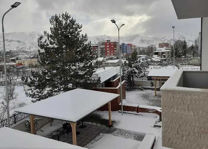 Aleksander 2 酒店 科尔察